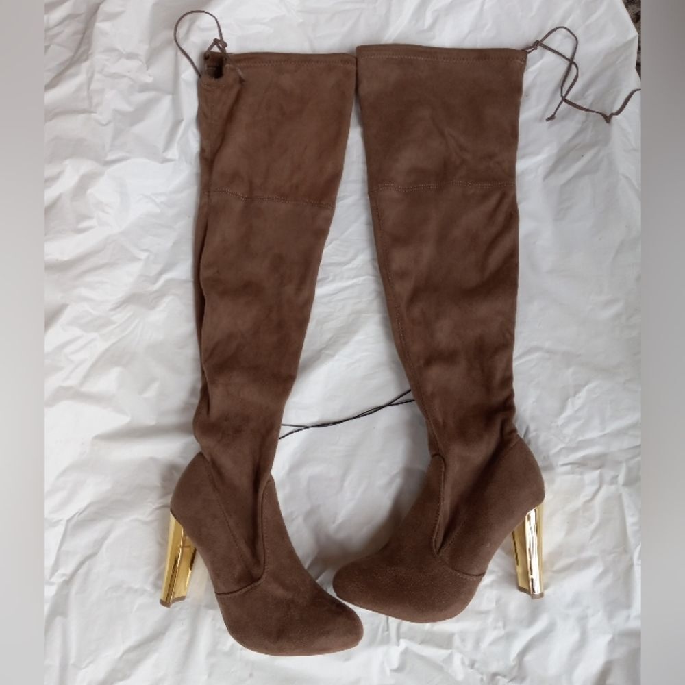 NWT Wild Diva Over The Knee High Heel Boots Golden Heel Size 6.5